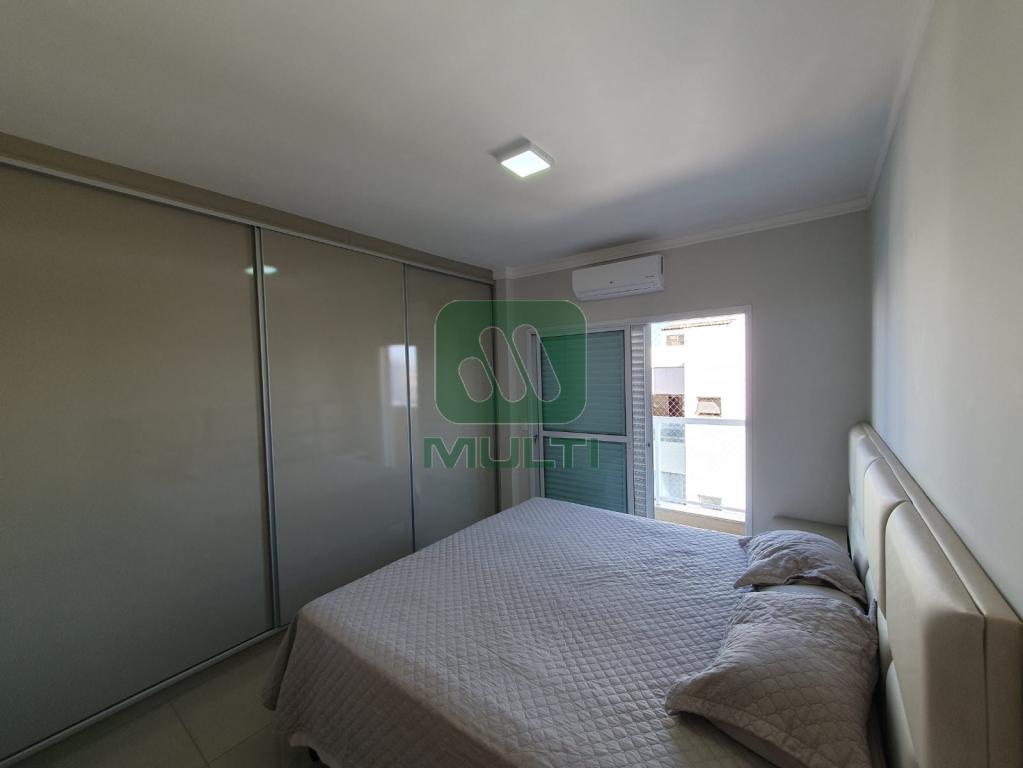 Apartamento à venda com 3 quartos, 94m² - Foto 17