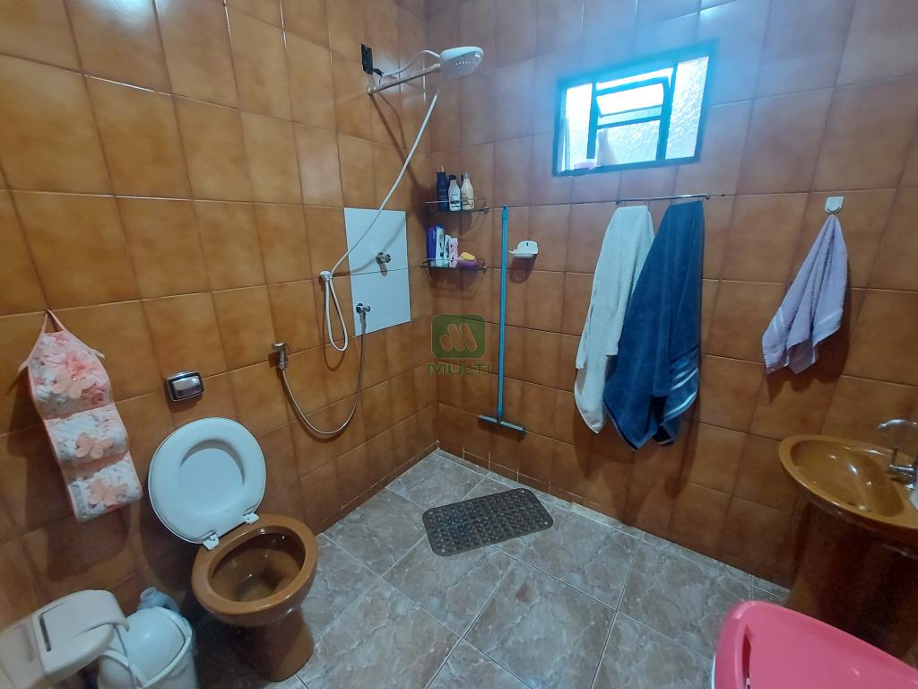 Casa à venda com 4 quartos, 151m² - Foto 5