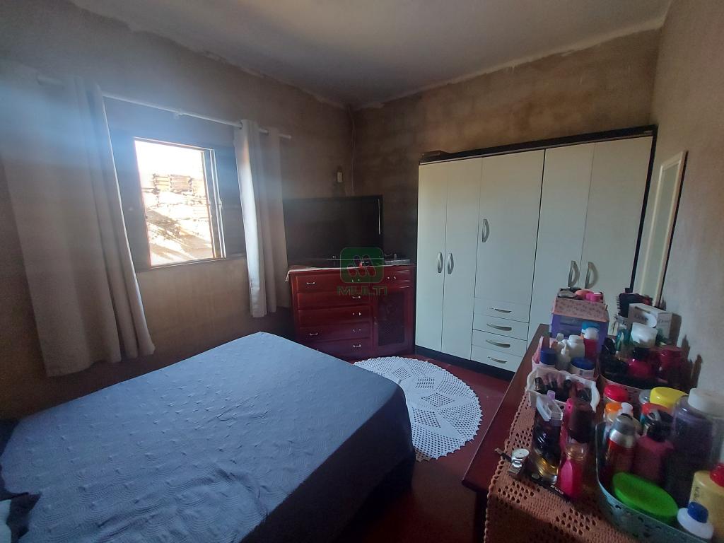 Casa à venda com 4 quartos, 151m² - Foto 7