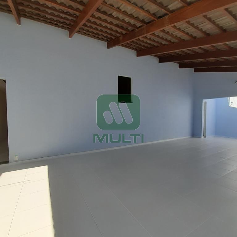 Casa à venda com 3 quartos, 151m² - Foto 11