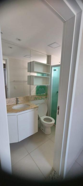 Apartamento à venda com 2 quartos, 70m² - Foto 1