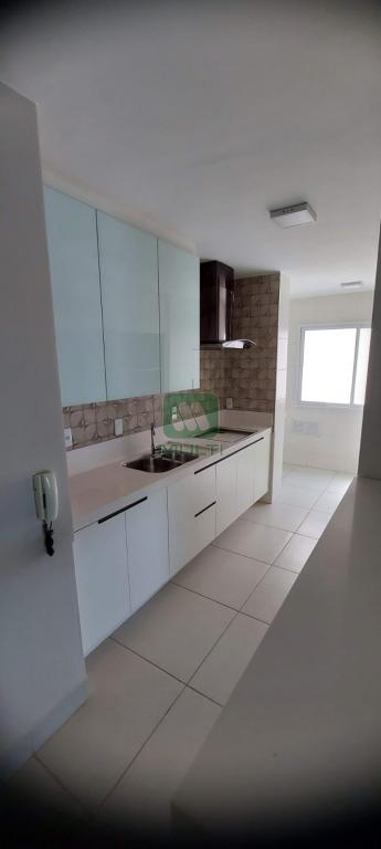 Apartamento à venda com 2 quartos, 70m² - Foto 5