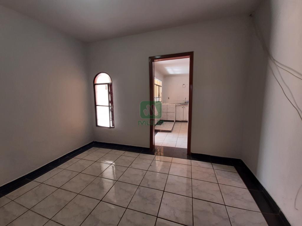 Casa à venda com 3 quartos, 276m² - Foto 9