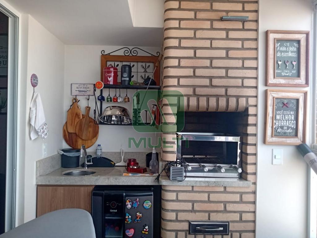 Apartamento à venda com 3 quartos, 89m² - Foto 1