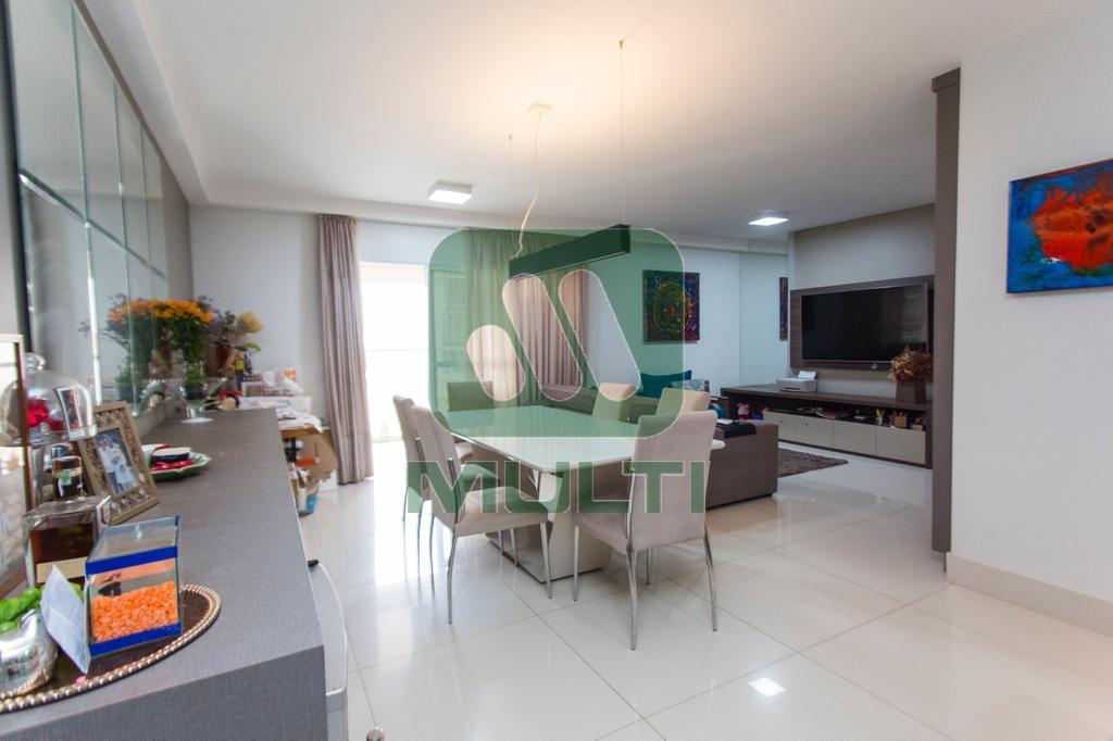 Apartamento à venda com 3 quartos, 109m² - Foto 5