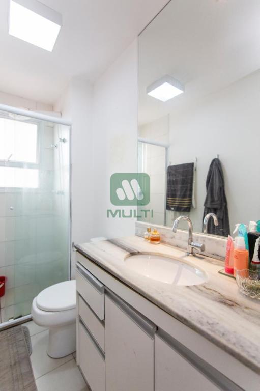 Apartamento à venda com 3 quartos, 109m² - Foto 17