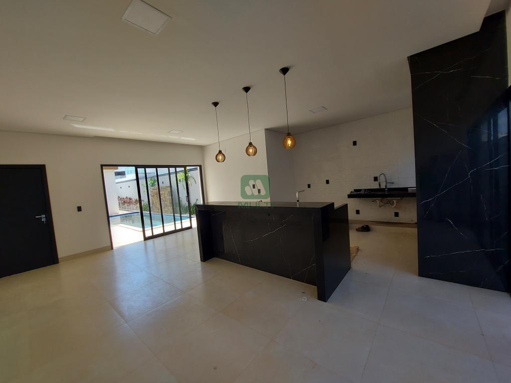 Casa de Condomínio à venda com 3 quartos, 214m² - Foto 17