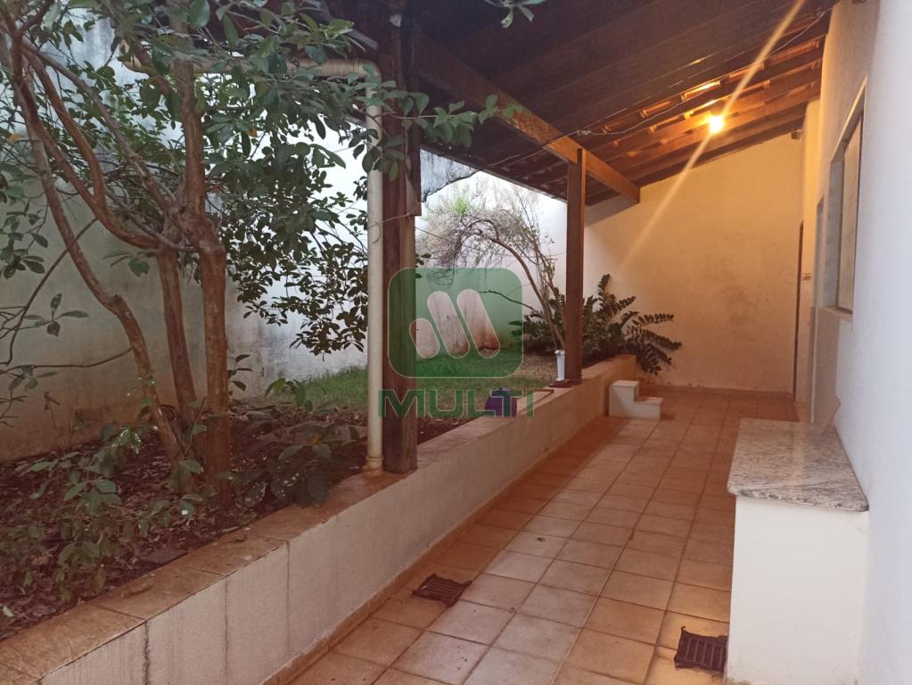 Casa à venda com 5 quartos, 203m² - Foto 15