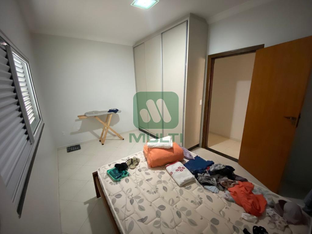 Casa à venda com 4 quartos, 300m² - Foto 12