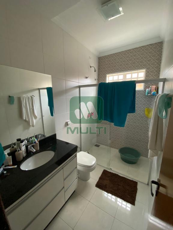 Casa à venda com 4 quartos, 300m² - Foto 18