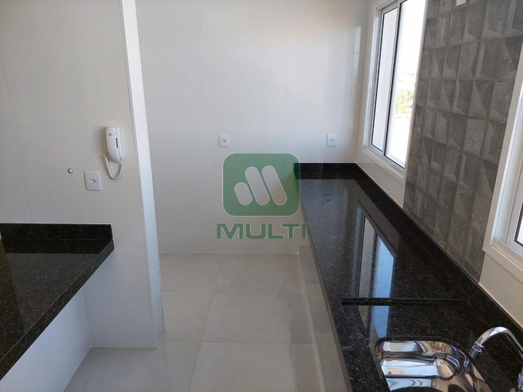 Apartamento à venda com 2 quartos, 59m² - Foto 2