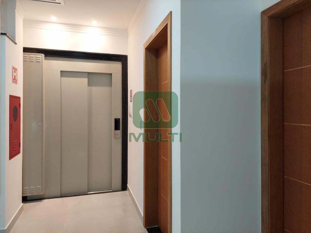 Apartamento à venda com 2 quartos, 59m² - Foto 22