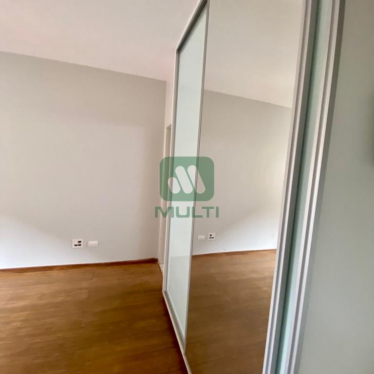 Apartamento à venda com 3 quartos, 116m² - Foto 6