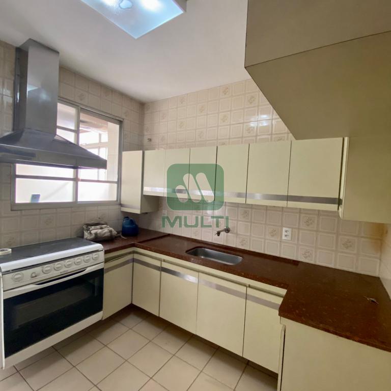 Apartamento à venda com 3 quartos, 116m² - Foto 11