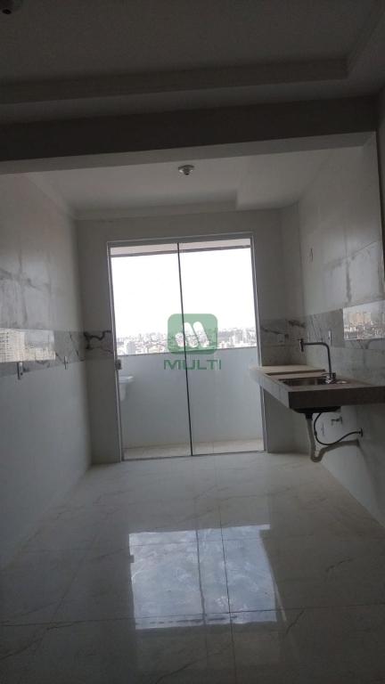 Apartamento à venda com 2 quartos, 56m² - Foto 1