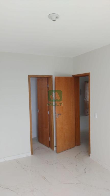 Apartamento à venda com 2 quartos, 56m² - Foto 12