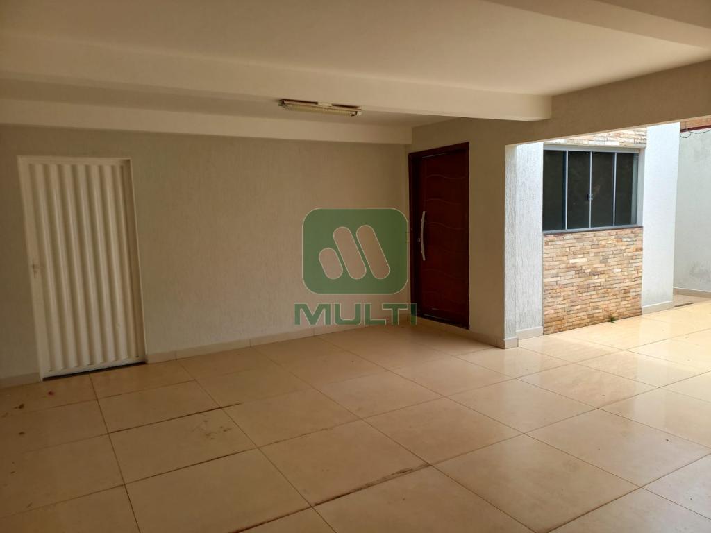 Casa à venda com 3 quartos, 170m² - Foto 4