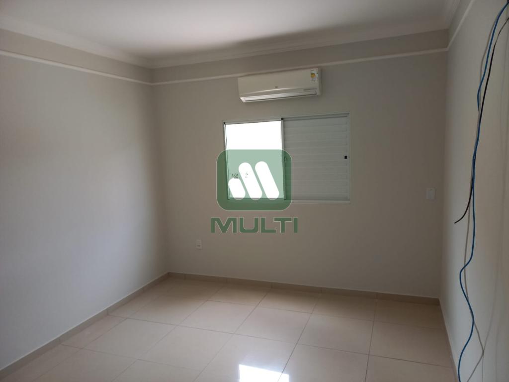 Casa à venda com 3 quartos, 170m² - Foto 13