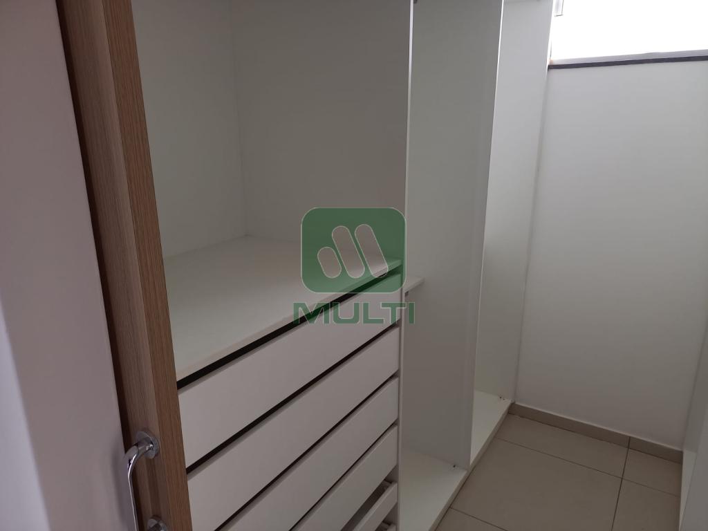 Casa à venda com 3 quartos, 170m² - Foto 15