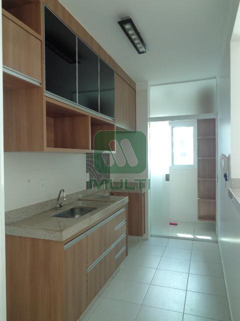 Apartamento à venda com 2 quartos, 66m² - Foto 1