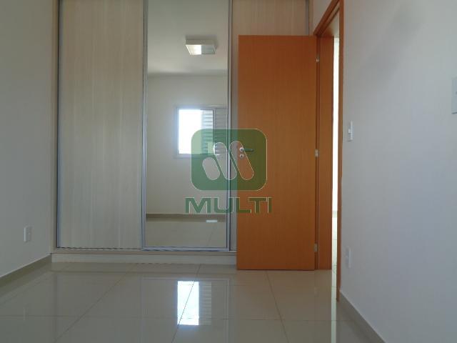 Apartamento à venda com 2 quartos, 66m² - Foto 10