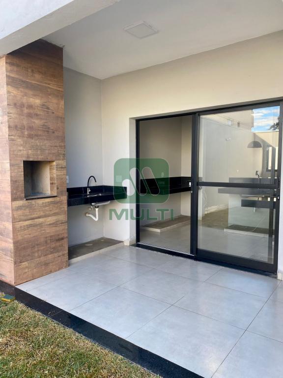 Casa à venda com 3 quartos, 130m² - Foto 9