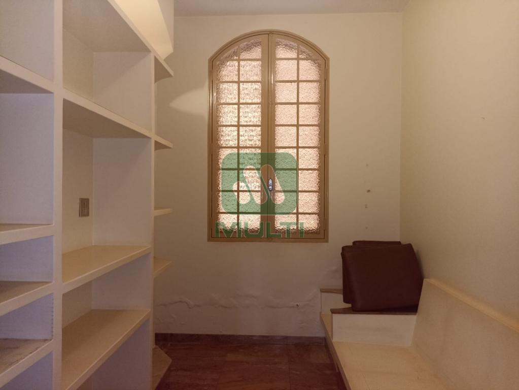 Prédio Inteiro à venda com 4 quartos, 330m² - Foto 13