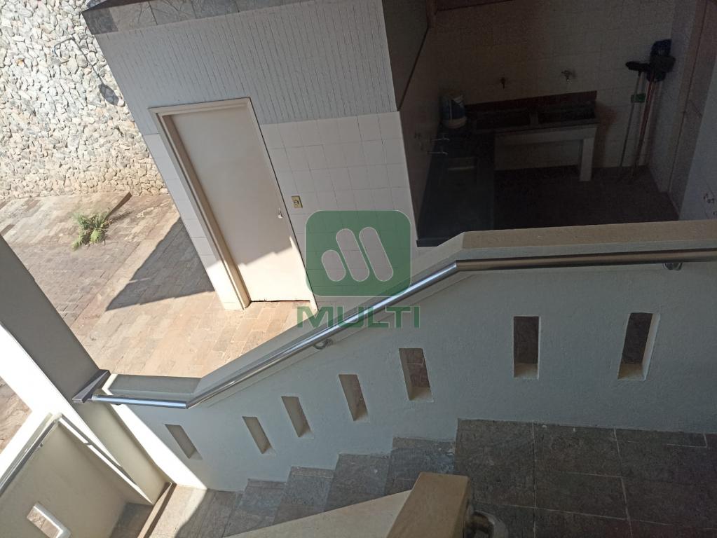 Prédio Inteiro à venda com 4 quartos, 330m² - Foto 19