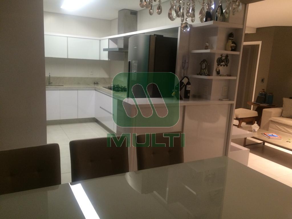 Apartamento à venda com 3 quartos, 119m² - Foto 5