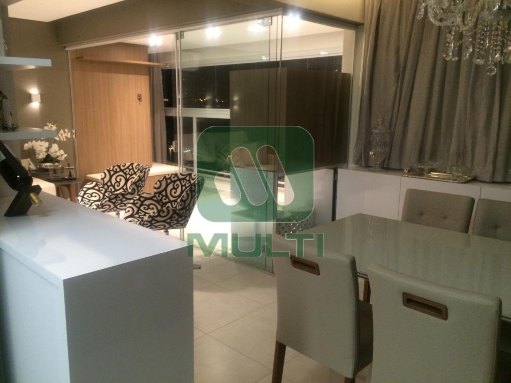 Apartamento à venda com 3 quartos, 119m² - Foto 8