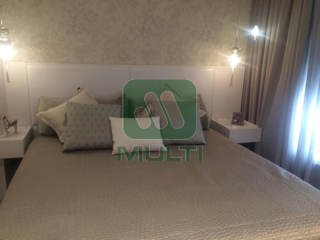 Apartamento à venda com 3 quartos, 119m² - Foto 14