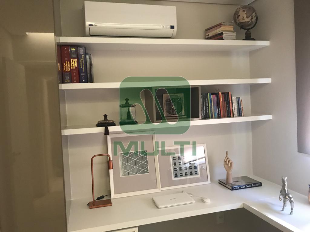 Apartamento à venda com 3 quartos, 119m² - Foto 18