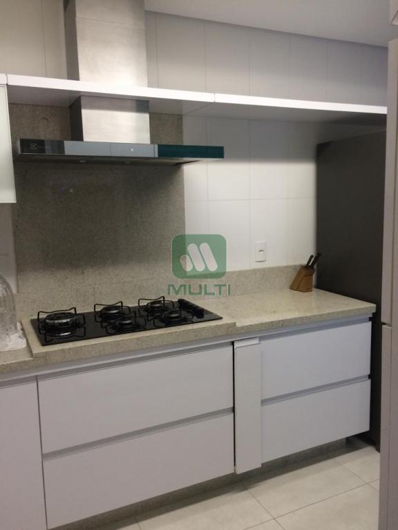 Apartamento à venda com 3 quartos, 119m² - Foto 20