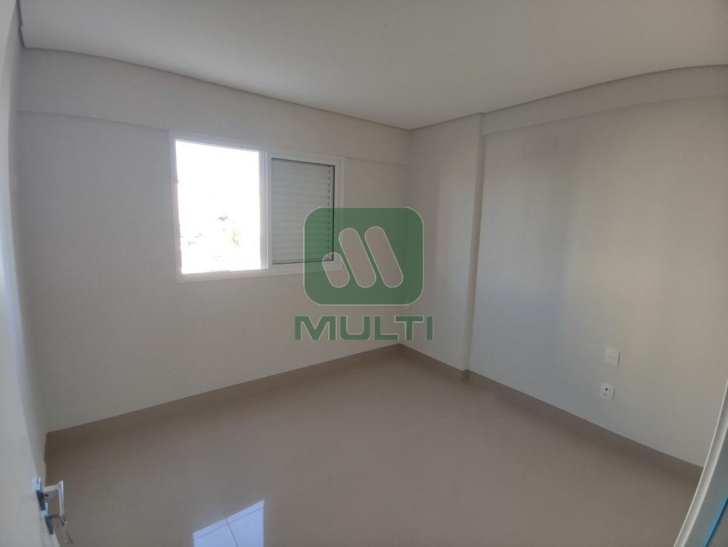 Apartamento à venda com 3 quartos, 119m² - Foto 9