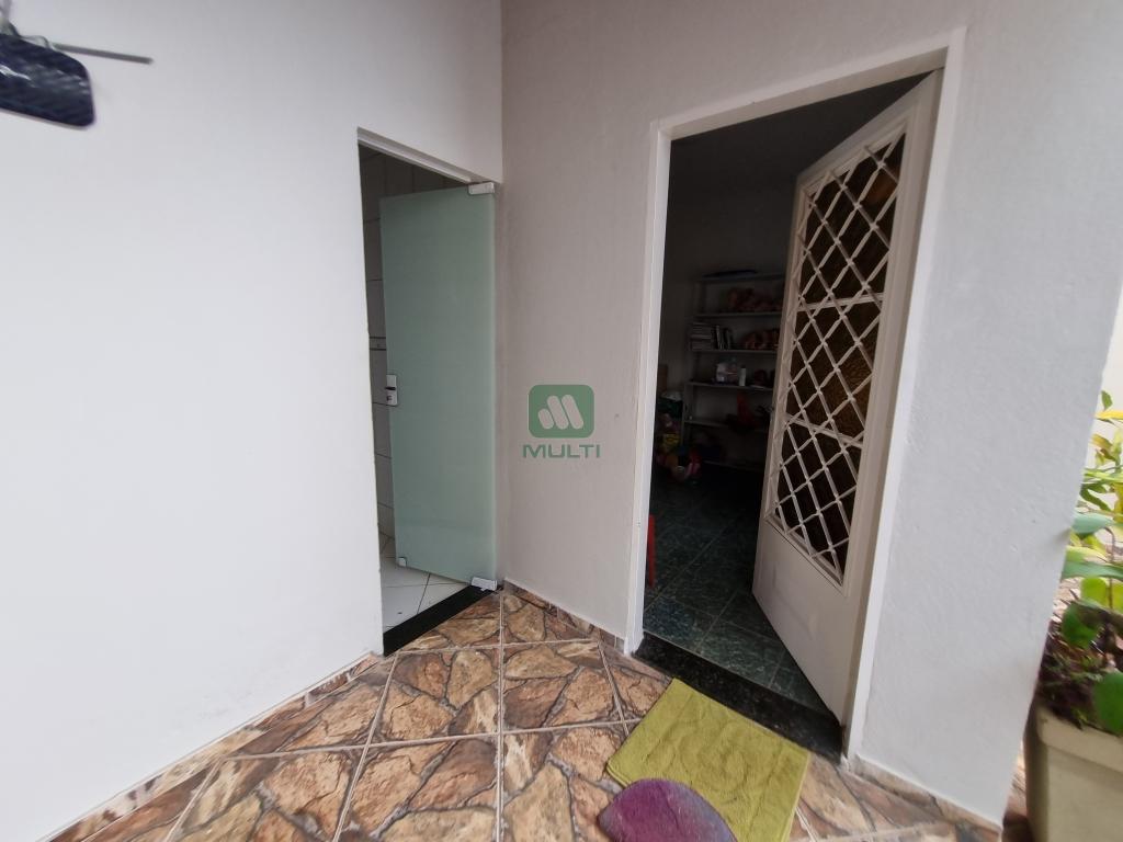 Casa à venda com 4 quartos, 227m² - Foto 16