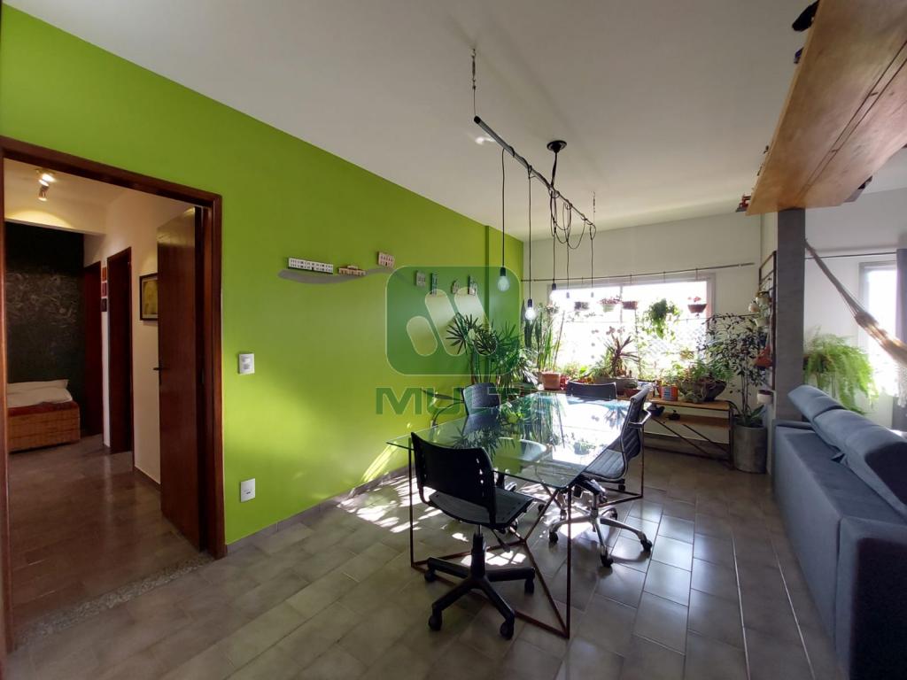 Apartamento à venda com 3 quartos, 127m² - Foto 10