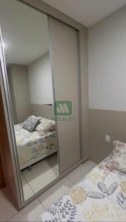 Apartamento à venda com 2 quartos, 65m² - Foto 7