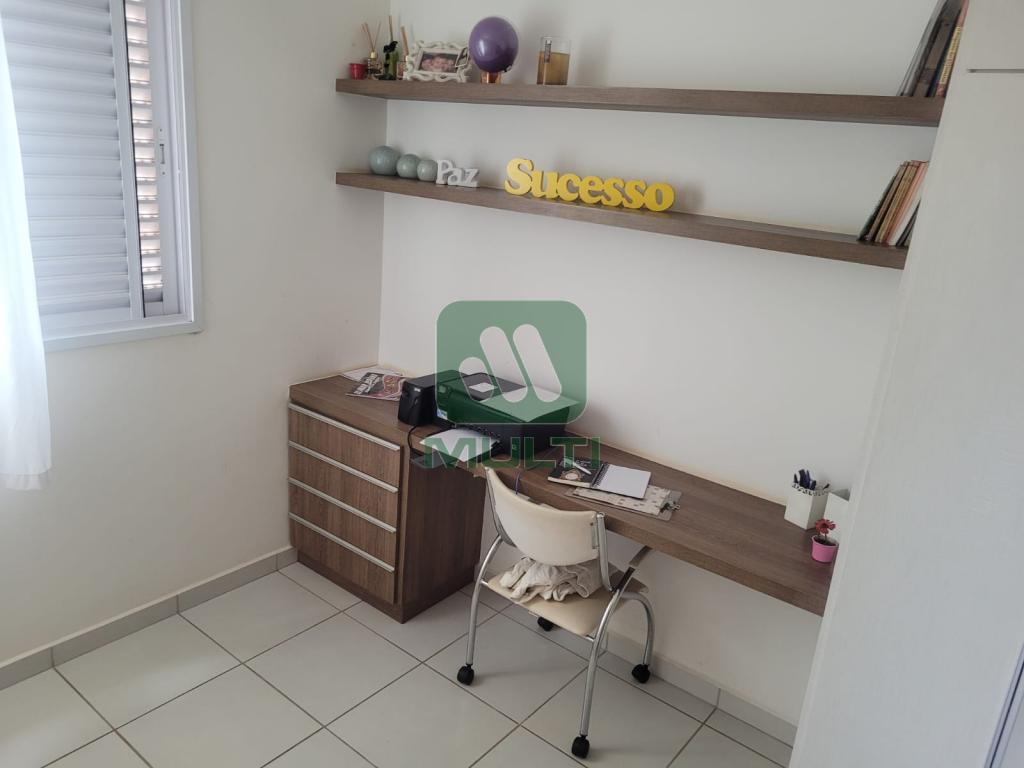 Apartamento à venda com 3 quartos, 79m² - Foto 13