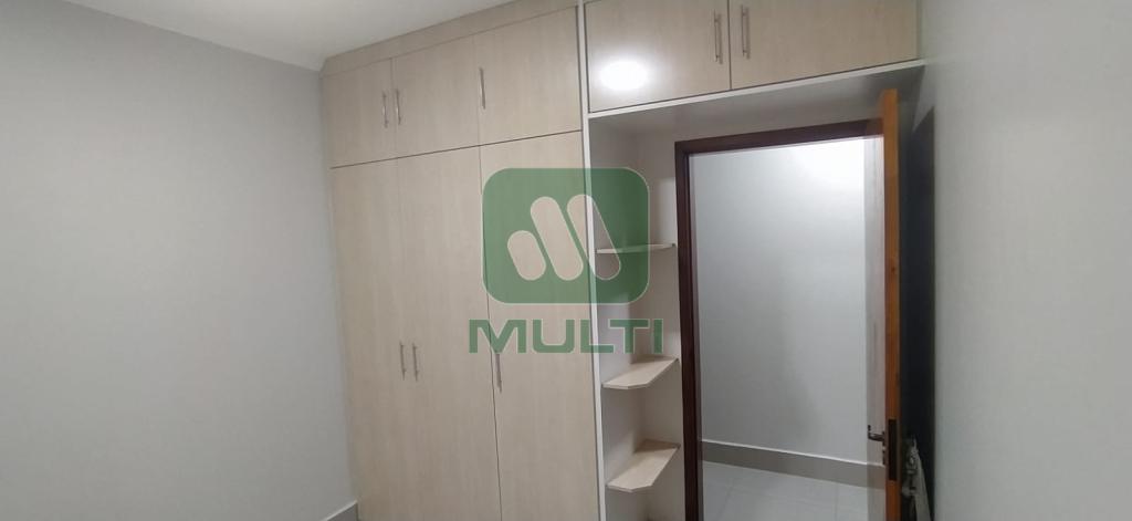 Apartamento à venda com 3 quartos, 76m² - Foto 10