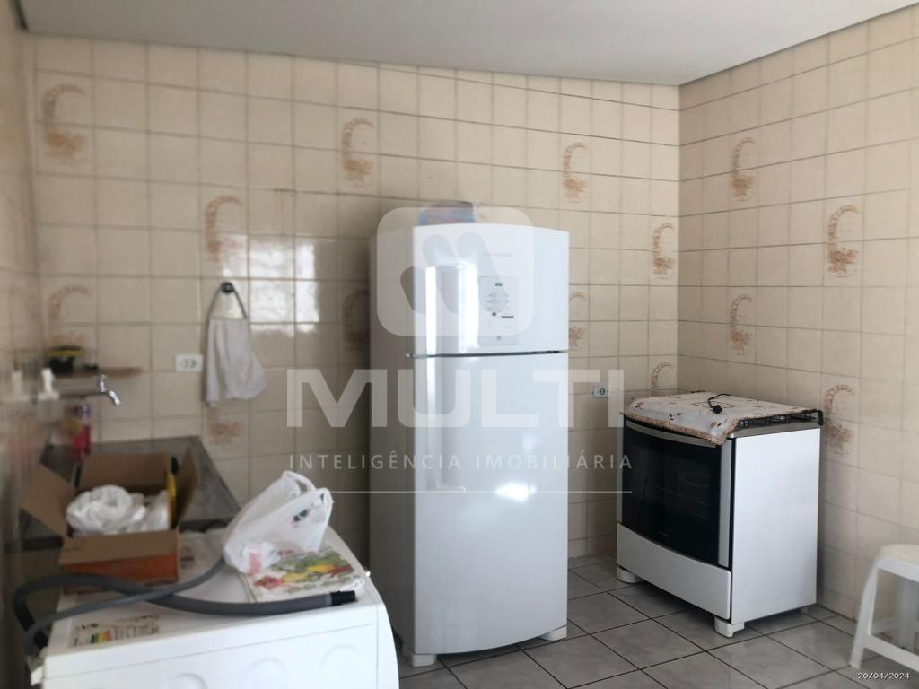 Casa à venda com 2 quartos, 200m² - Foto 10