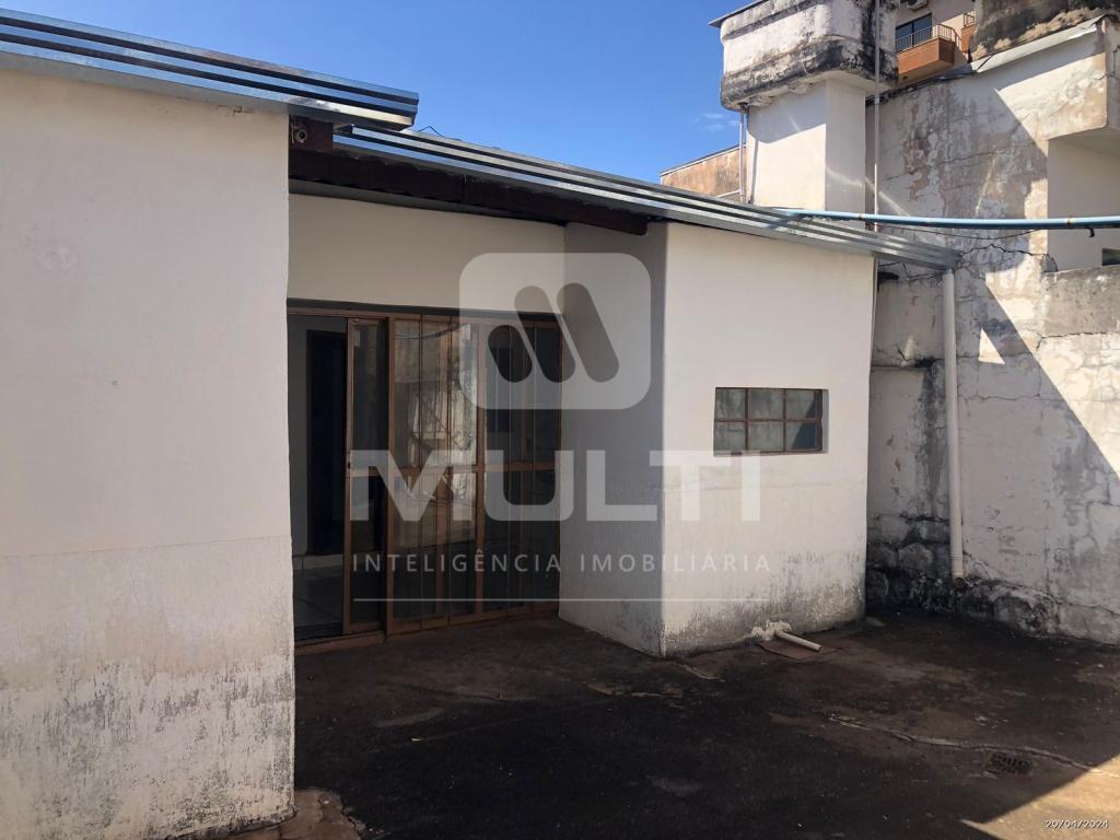 Casa à venda com 2 quartos, 200m² - Foto 22