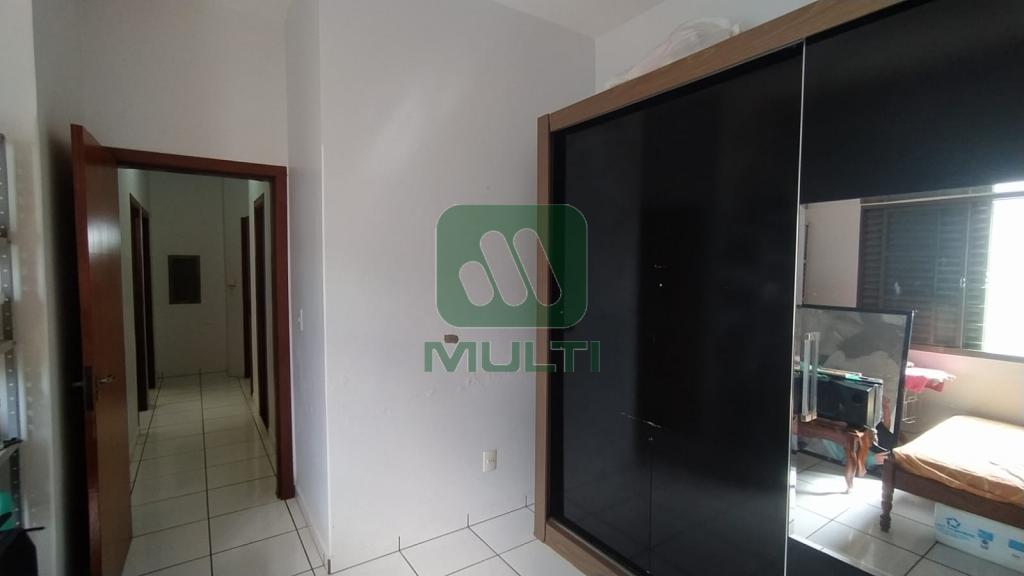 Casa à venda com 3 quartos, 203m² - Foto 5