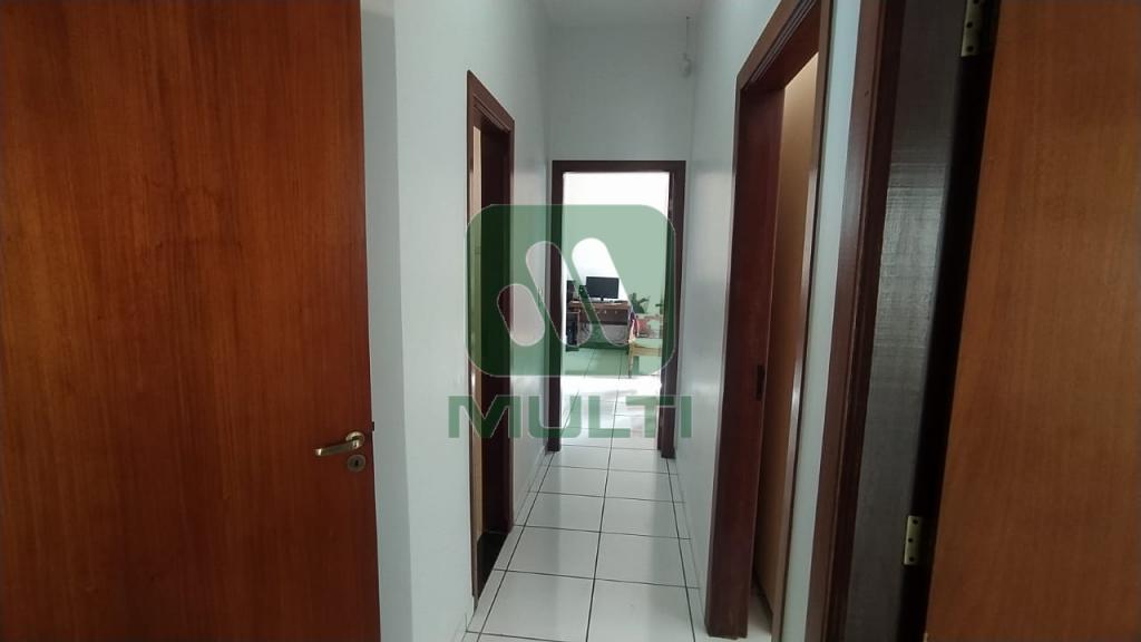 Casa à venda com 3 quartos, 203m² - Foto 6