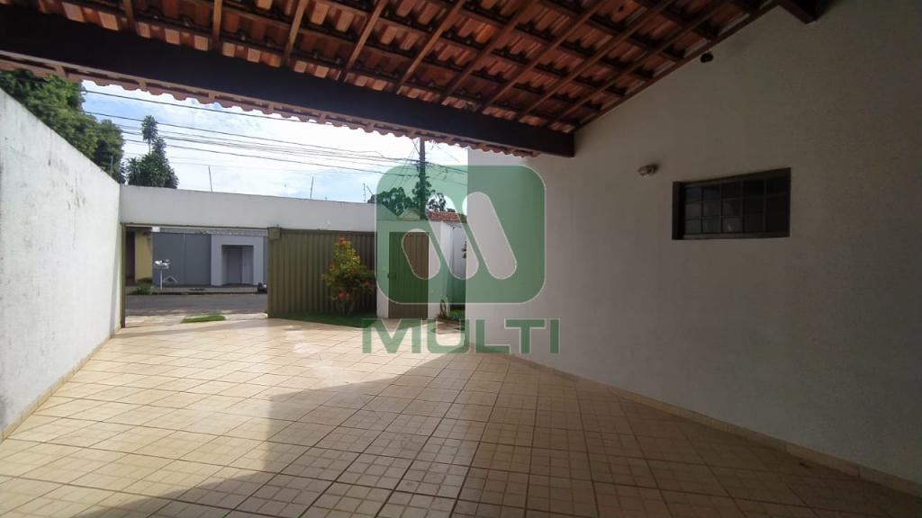 Casa à venda com 3 quartos, 203m² - Foto 28