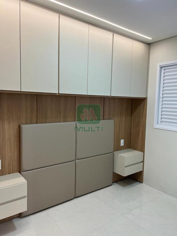 Apartamento à venda com 2 quartos, 61m² - Foto 12