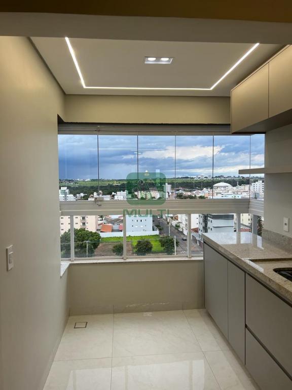 Apartamento à venda com 2 quartos, 61m² - Foto 16