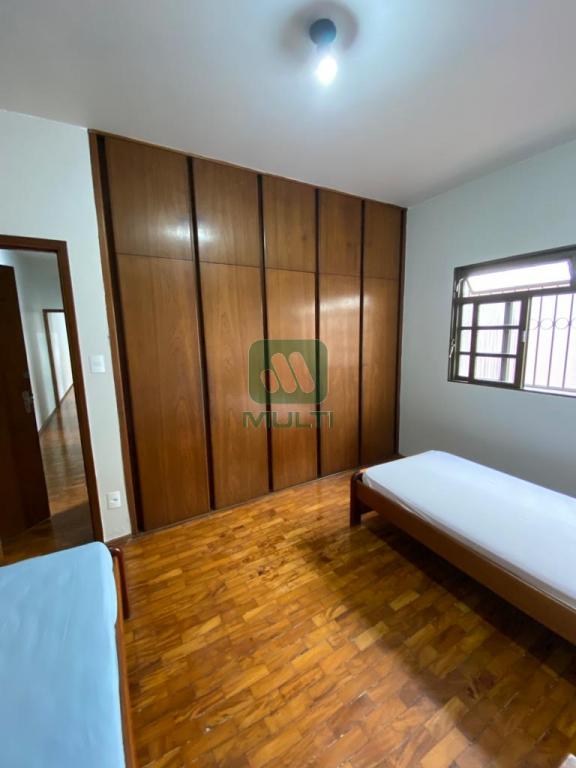 Casa à venda com 3 quartos, 195m² - Foto 5