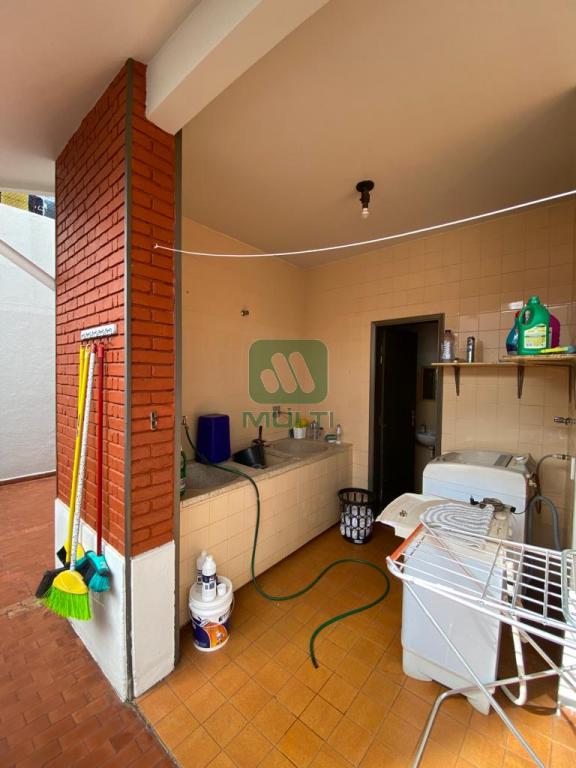 Casa à venda com 3 quartos, 195m² - Foto 12