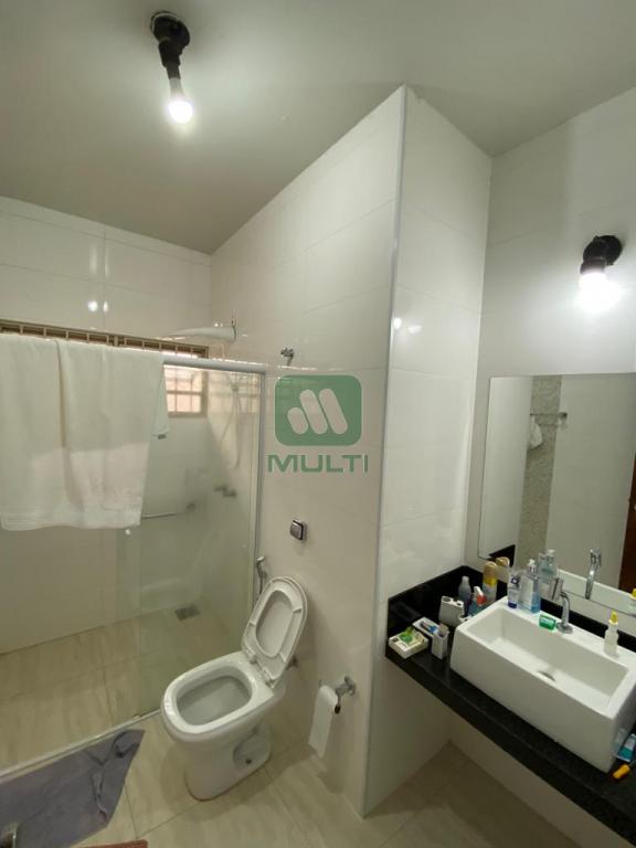 Casa à venda com 3 quartos, 195m² - Foto 21