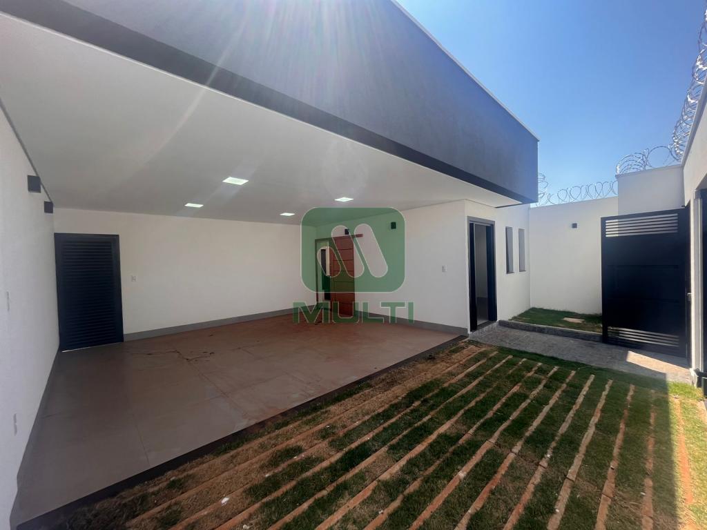 Casa à venda com 3 quartos, 149m² - Foto 3